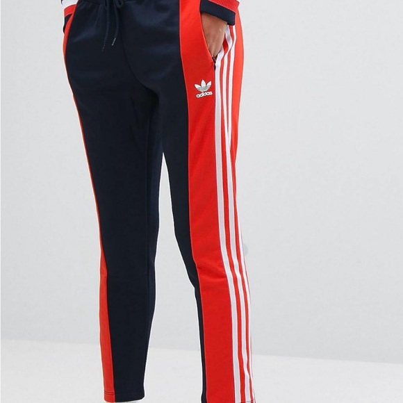 This is a 3 piece adidas track set red,navy and white in a size M - Picture 8 of 15